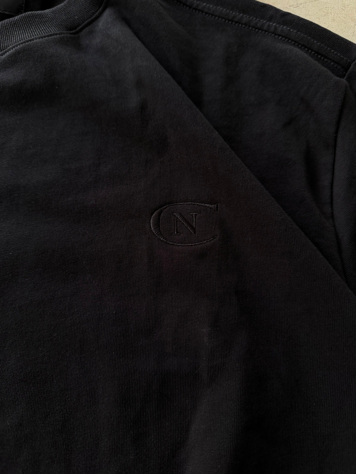 WTFL OVERSIZED BLACK